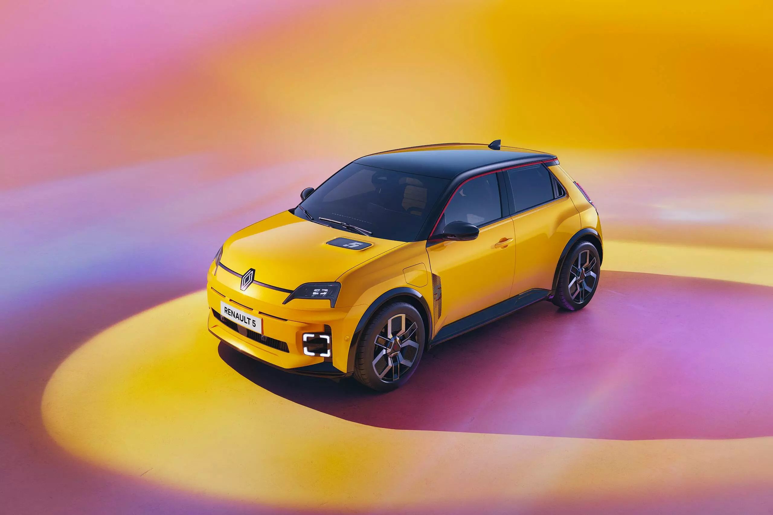 Renault R5 E-TECH ELEKTRİKLİ Techno EV40 120hp (2025)