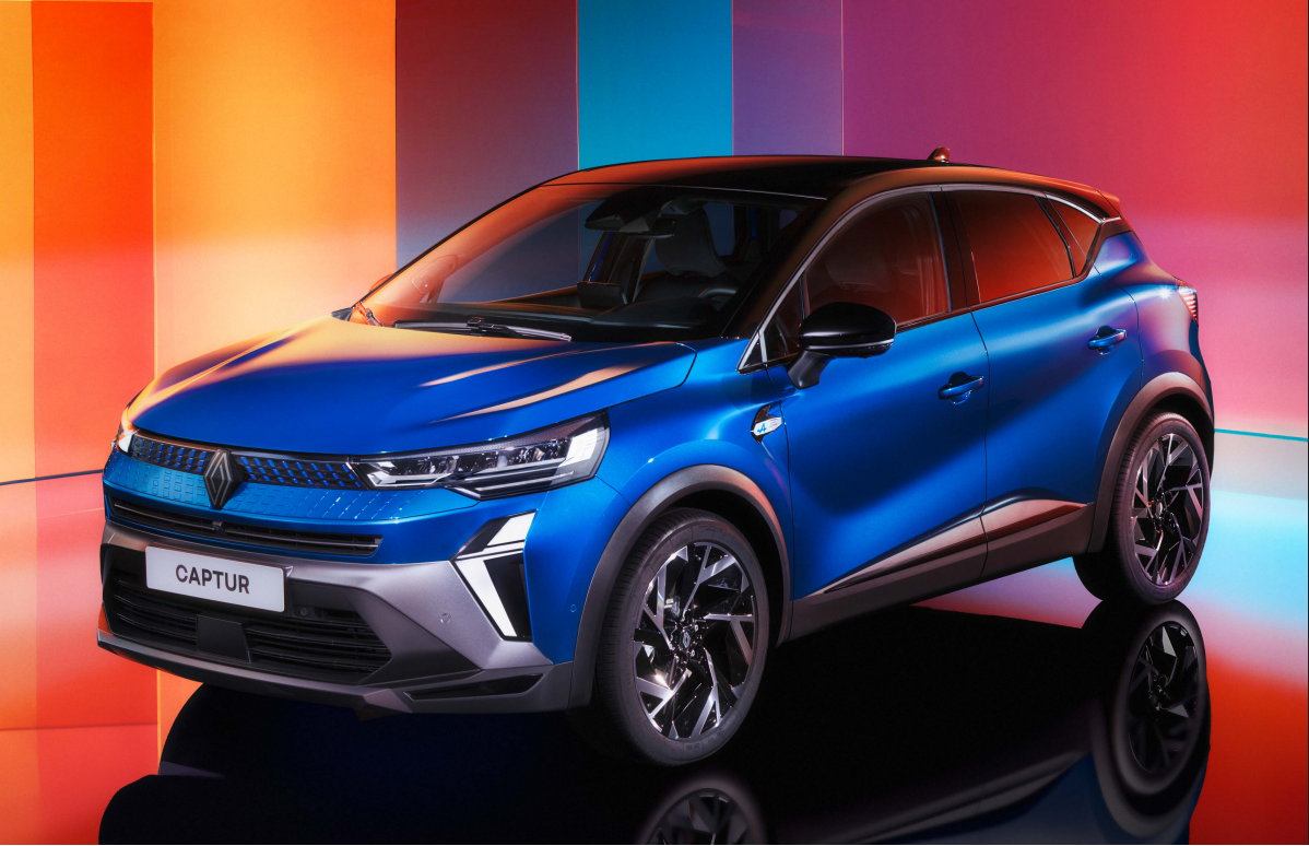 Renault Captur techno mild hybrid EDC 140 hp (2025)
