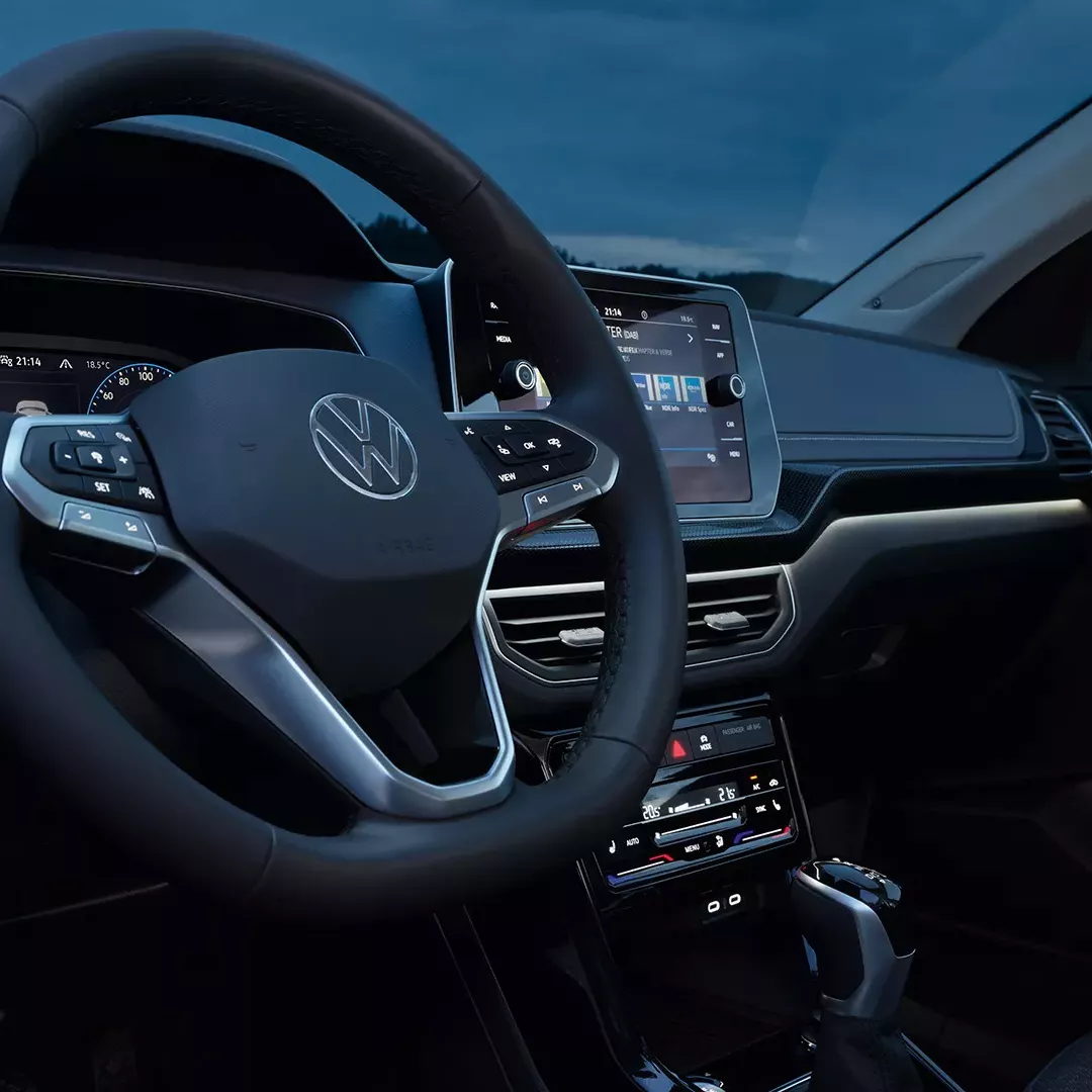 
								Volkswagen T-Cross Otomatik Life full									